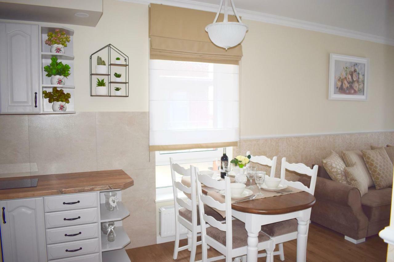 Ferienwohnung Kolobrzeg Apartament 2 Pokojowy Bursztynowe Exterior foto